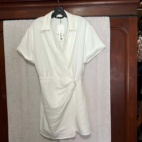 Zara Dresses & Skirts - Zara NWT Bloggers Favorite White Short Wrap Dress Size Medium
